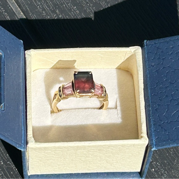 Watermelon Tourmaline 10kt gold ring size 9 - Picture 1 of 7